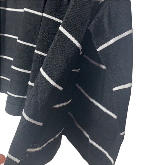 - NWT Anthropologie Black White Current Air Stripe Babydoll Peplum Top Rib Knit - Picture 9 of 9